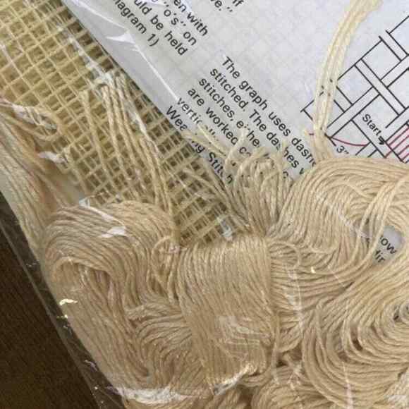 Bunny and Duck Pair Vintage Embroidery Kit by The Creative Circle - Lace Darning - Picture 7 of 7